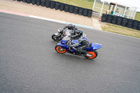 enduro-digital-images;event-digital-images;eventdigitalimages;mallory-park;mallory-park-photographs;mallory-park-trackday;mallory-park-trackday-photographs;no-limits-trackdays;peter-wileman-photography;racing-digital-images;trackday-digital-images;trackday-photos